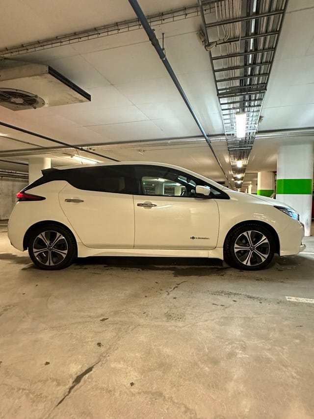 2019 NISSAN LEAF - 10