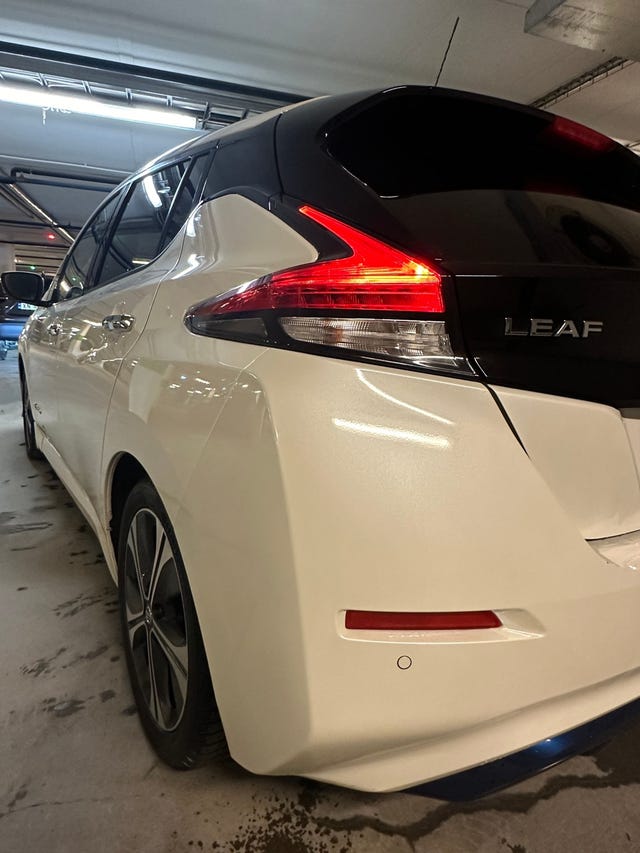 2019 NISSAN LEAF - 12