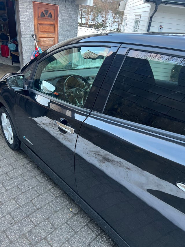 2019 NISSAN LEAF - 10