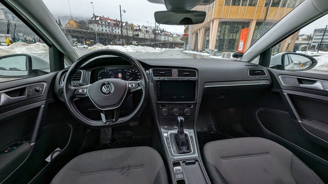 2018 VOLKSWAGEN GOLF - 15
