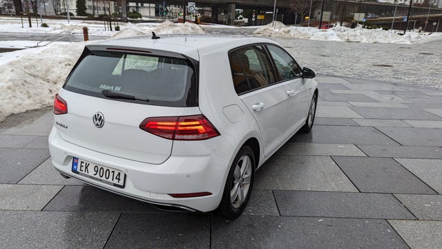 WVWZZZAUZJ8908142 2018 VOLKSWAGEN GOLF-5