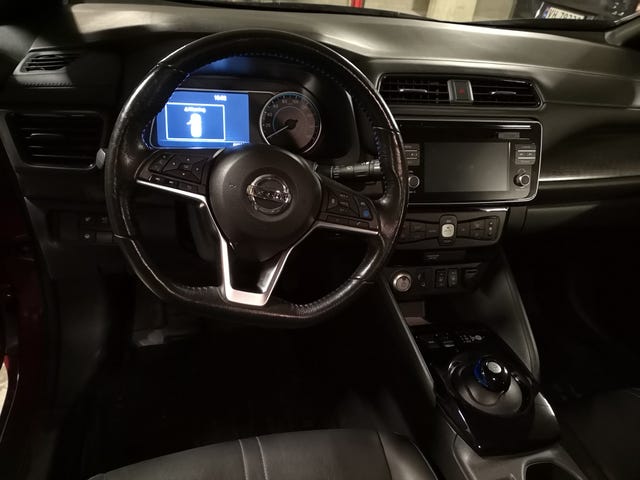 2019 NISSAN LEAF - 9