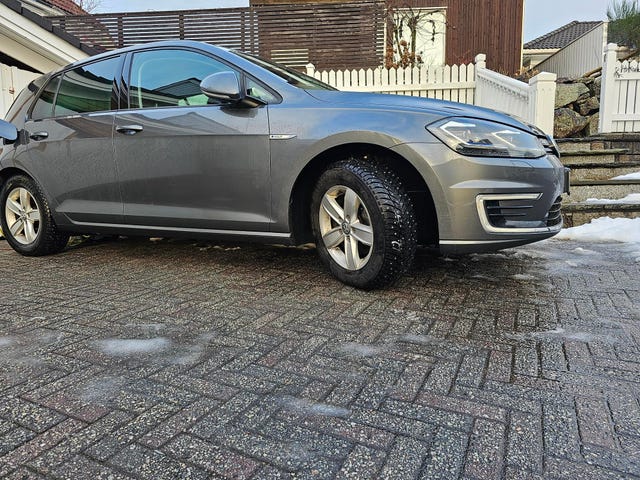 WVWZZZAUZKW916574 2019 VOLKSWAGEN GOLF-1