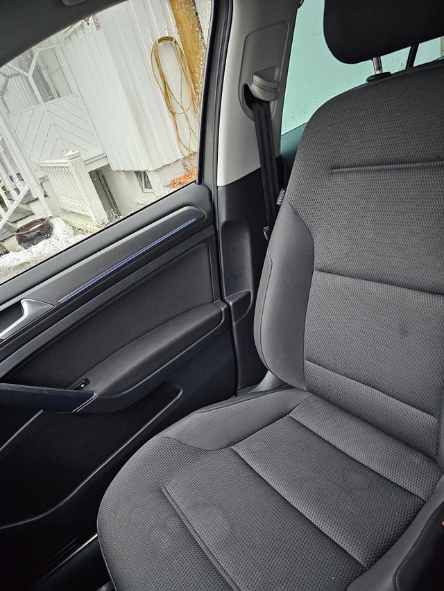 2019 VOLKSWAGEN GOLF - 12