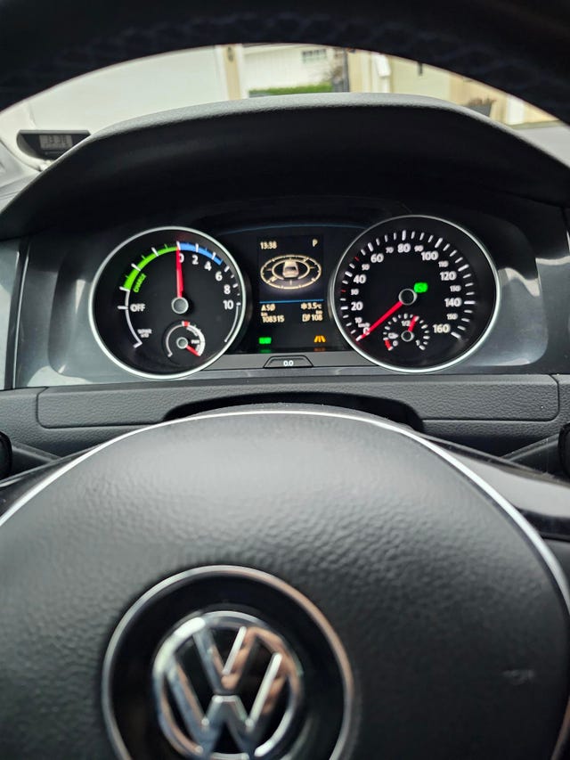 2019 VOLKSWAGEN GOLF - 9