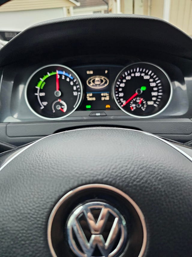 2019 VOLKSWAGEN GOLF - 8