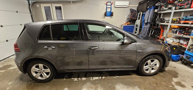 WVWZZZAUZKW900504 2019 VOLKSWAGEN GOLF-3