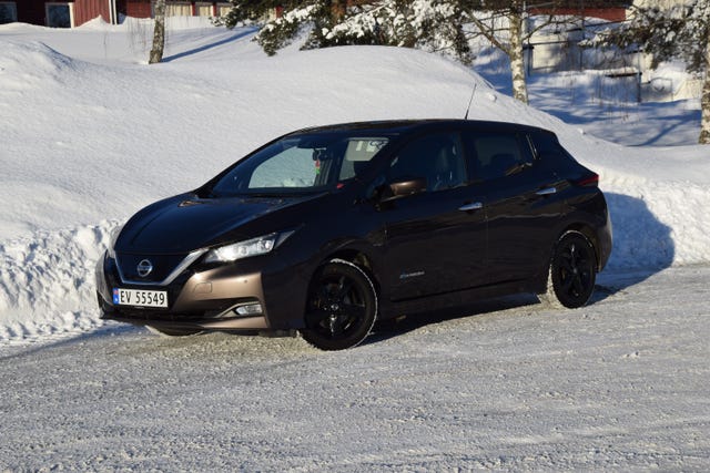 SJNFAAZE1U0051711 2019 NISSAN LEAF-2