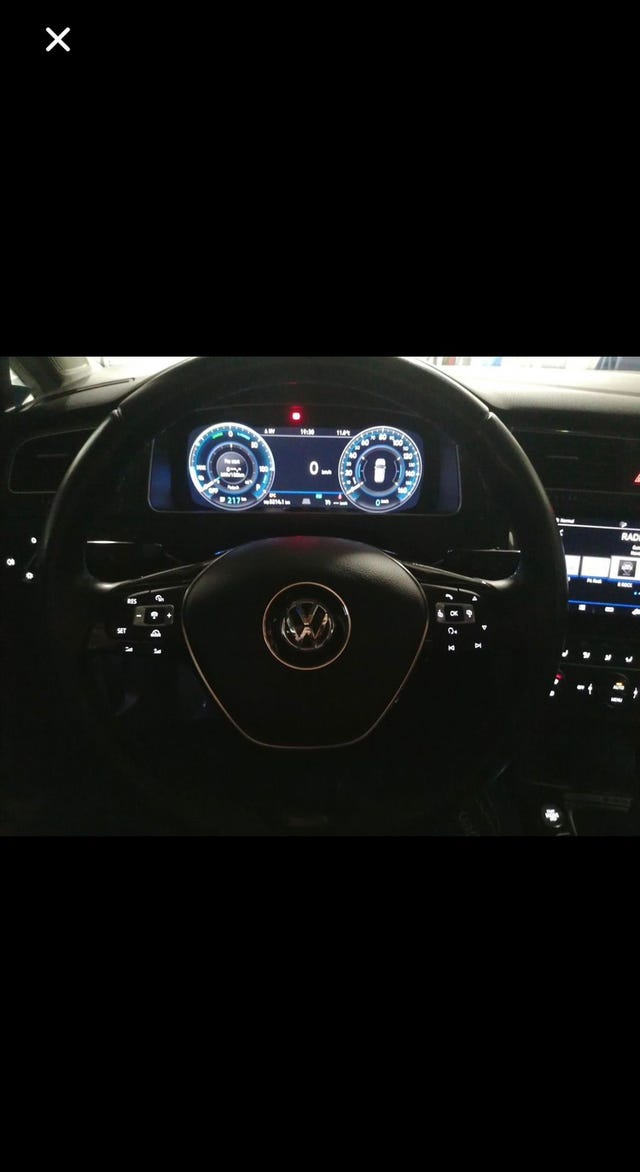 2018 VOLKSWAGEN GOLF - 8