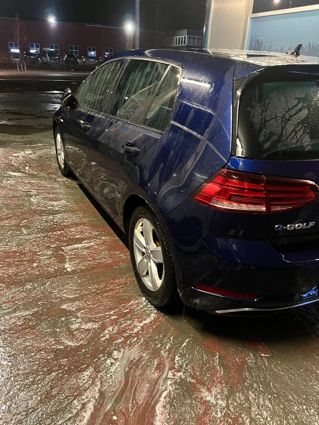 WVWZZZAUZJ8906051 2018 VOLKSWAGEN GOLF-4
