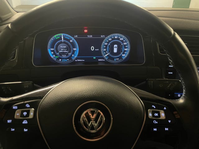 2018 VOLKSWAGEN GOLF - 13