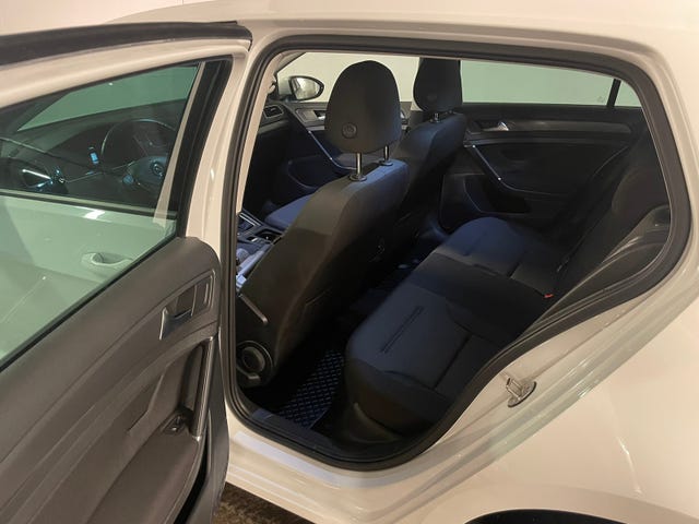2018 VOLKSWAGEN GOLF - 9