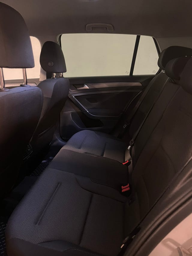2018 VOLKSWAGEN GOLF - 10