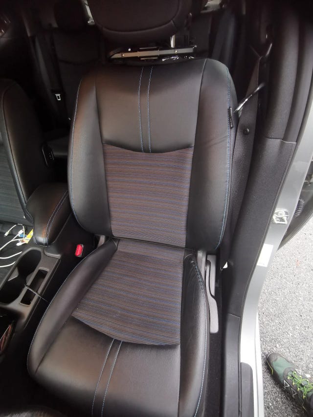 2020 NISSAN LEAF - 11