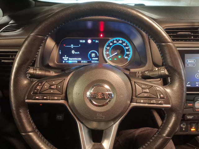 2020 NISSAN LEAF - 21