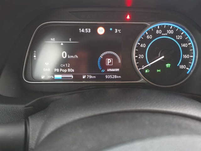 2020 NISSAN LEAF - 20