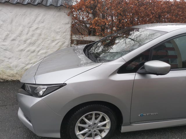 2020 NISSAN LEAF - 8