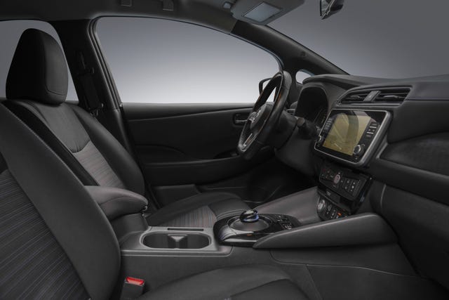 2020 NISSAN LEAF - 22