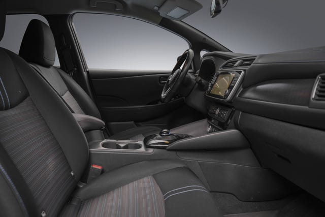 2020 NISSAN LEAF - 21