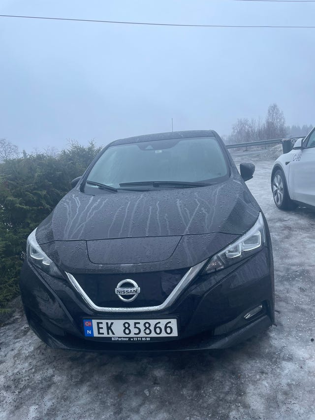 SJNFAAZE1U0008229 2018 NISSAN LEAF-1