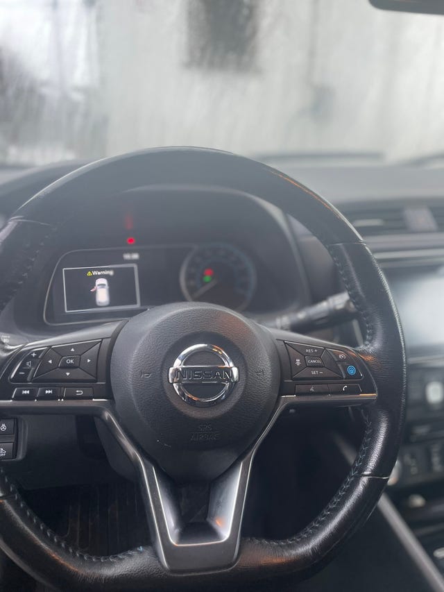 2018 NISSAN LEAF - 8