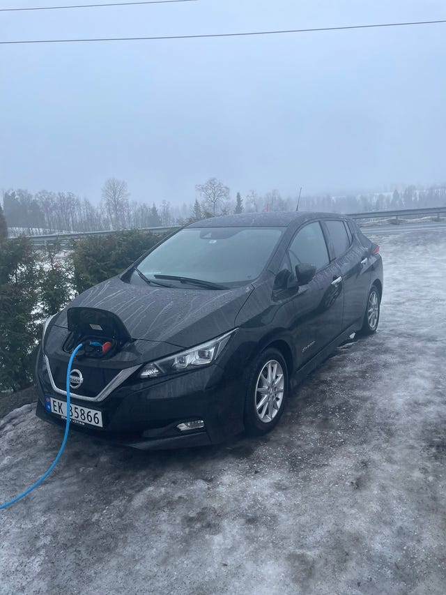 SJNFAAZE1U0008229 2018 NISSAN LEAF-0