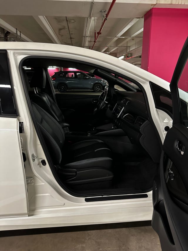2021 NISSAN LEAF - 9