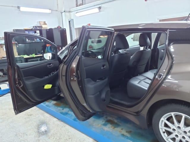 2018 NISSAN LEAF - 15