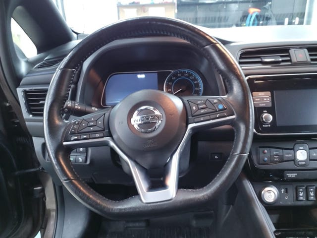 2018 NISSAN LEAF - 11
