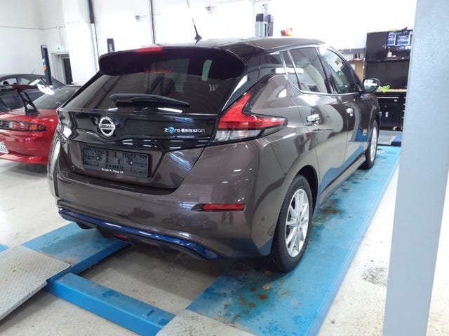 2018 NISSAN LEAF - 7