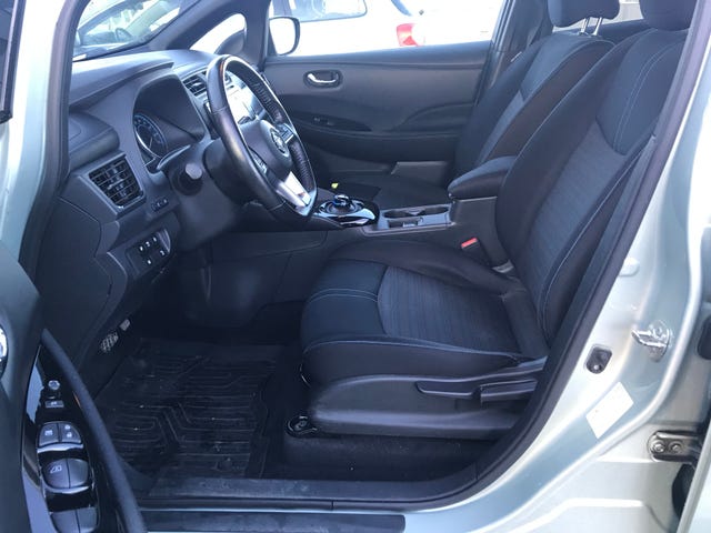 2018 NISSAN LEAF - 34
