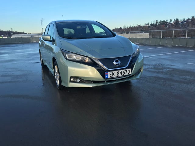 SJNFAAZE1U0007462 2018 NISSAN LEAF-4