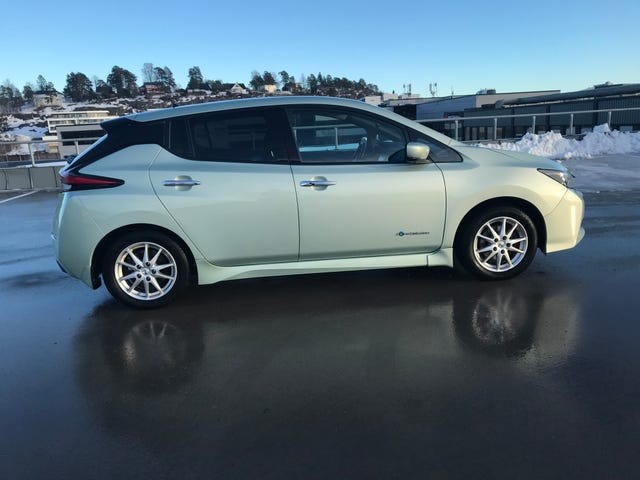 2018 NISSAN LEAF - 13