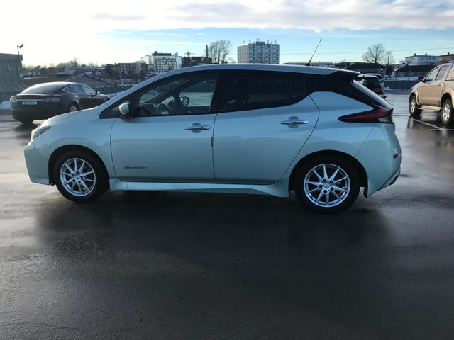 2018 NISSAN LEAF - 22