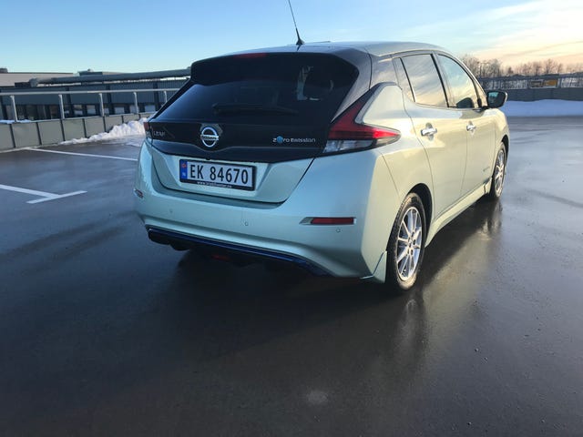 2018 NISSAN LEAF - 16