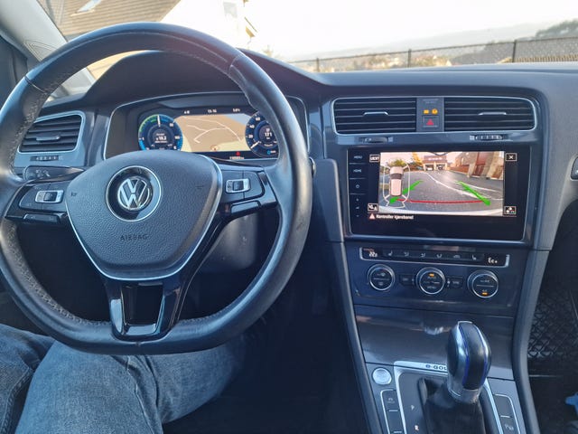 2018 VOLKSWAGEN GOLF - 14