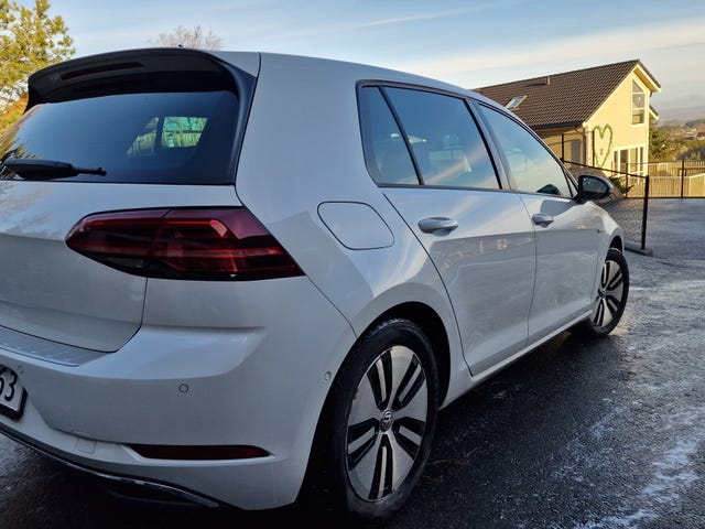 2018 VOLKSWAGEN GOLF - 19