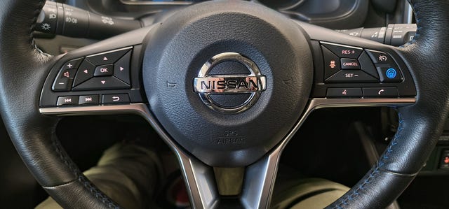 2020 NISSAN LEAF - 10