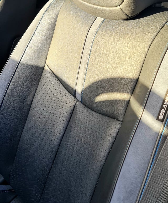 2020 NISSAN LEAF - 28