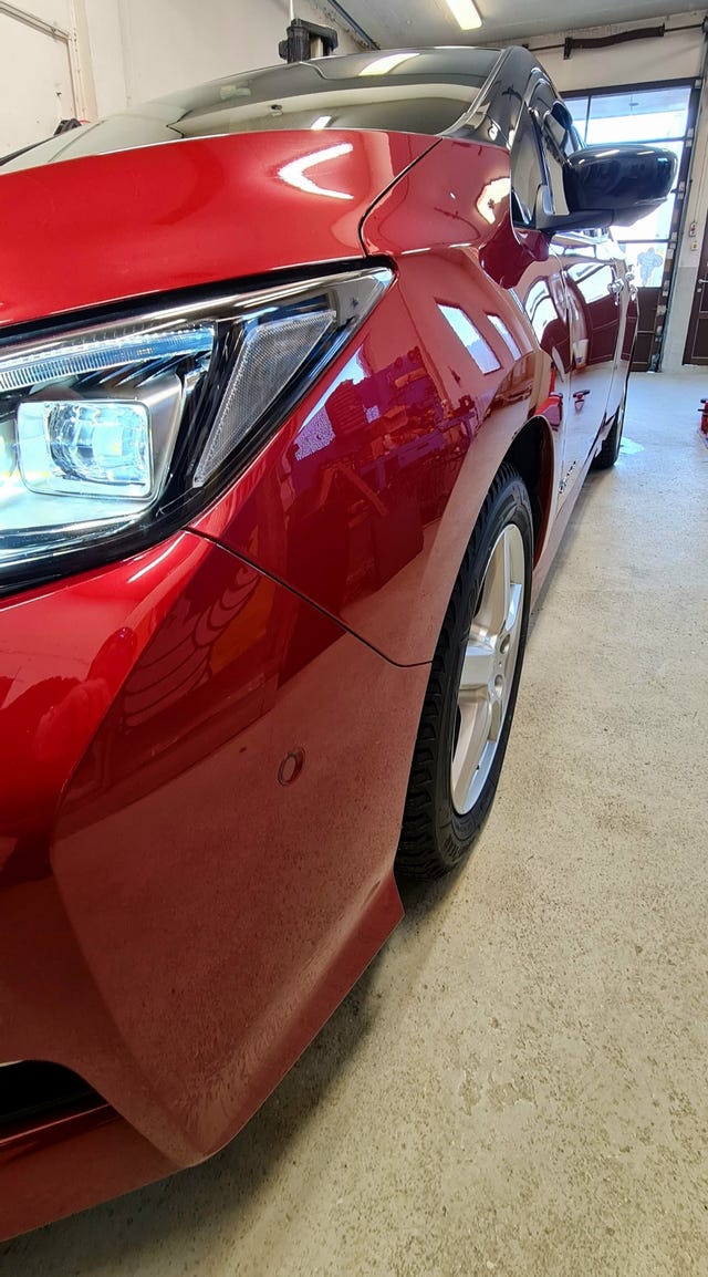 2020 NISSAN LEAF - 17