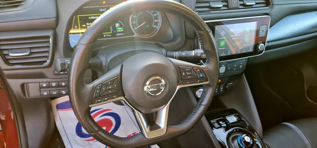 2020 NISSAN LEAF - 29