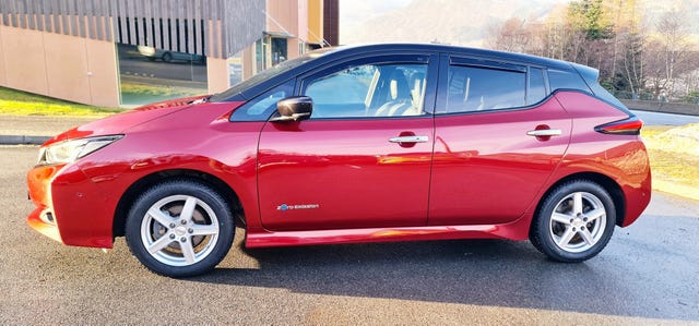 2020 NISSAN LEAF - 25