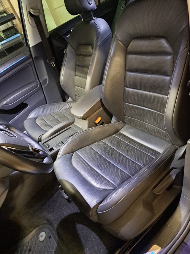 2019 VOLKSWAGEN GOLF - 10
