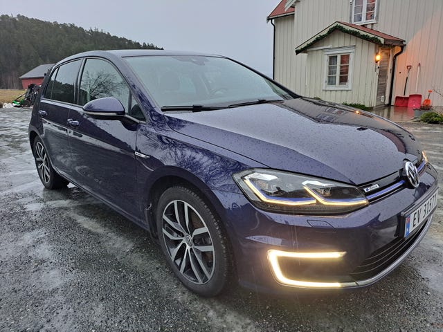 WVWZZZAUZKW900085 2019 VOLKSWAGEN GOLF-3