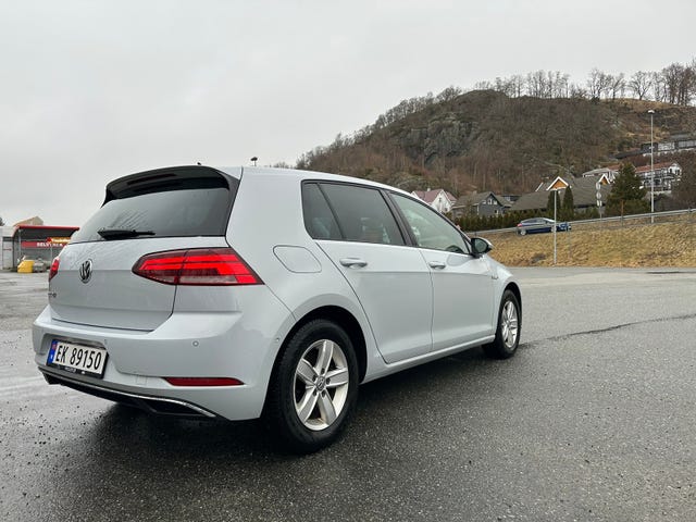 WVWZZZAUZJ8905285 2018 VOLKSWAGEN GOLF-3