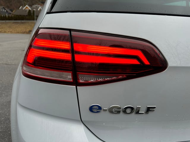2018 VOLKSWAGEN GOLF - 10