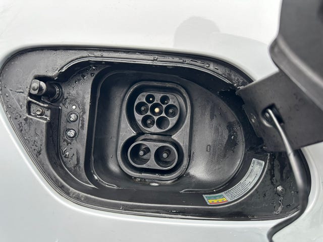 2018 VOLKSWAGEN GOLF - 28