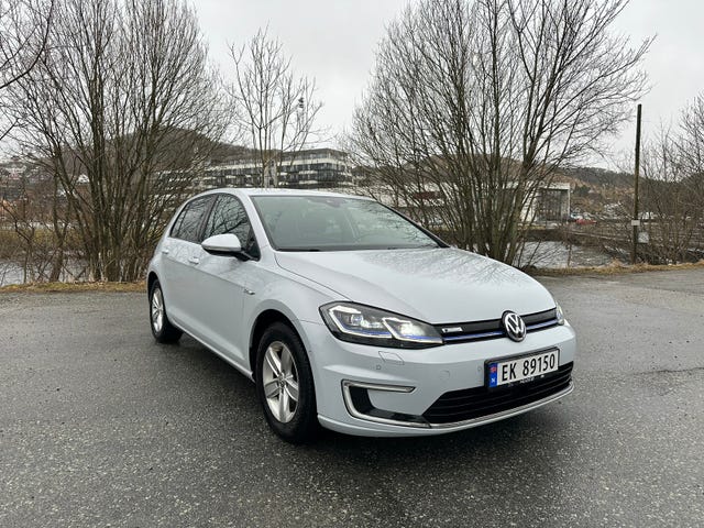 WVWZZZAUZJ8905285 2018 VOLKSWAGEN GOLF-1