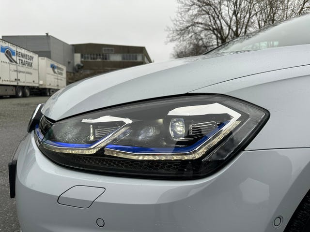 2018 VOLKSWAGEN GOLF - 8