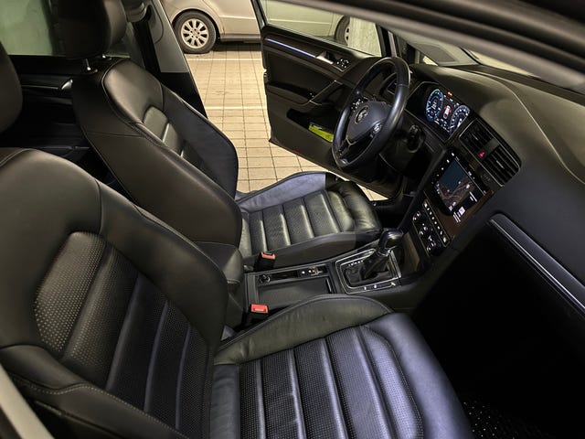 2018 VOLKSWAGEN GOLF - 13